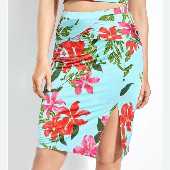 Guess Katalina Ruched Knee Length Pencil Skirt Floral Silky Summer Vacation Slim - Picture 1 of 10